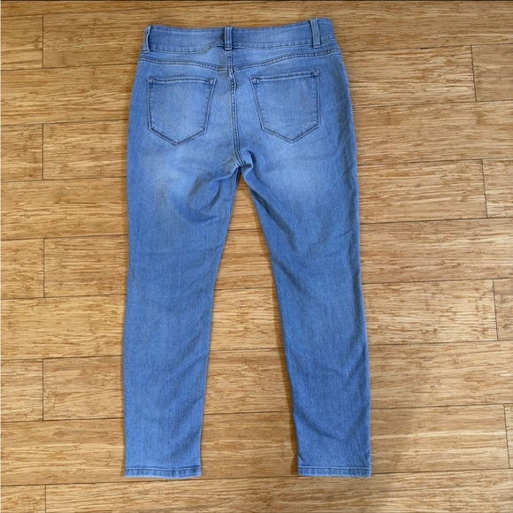 Women's Refuge Distressed Light Wash Skinny Jeans Size 10 - Picture 10 of 10